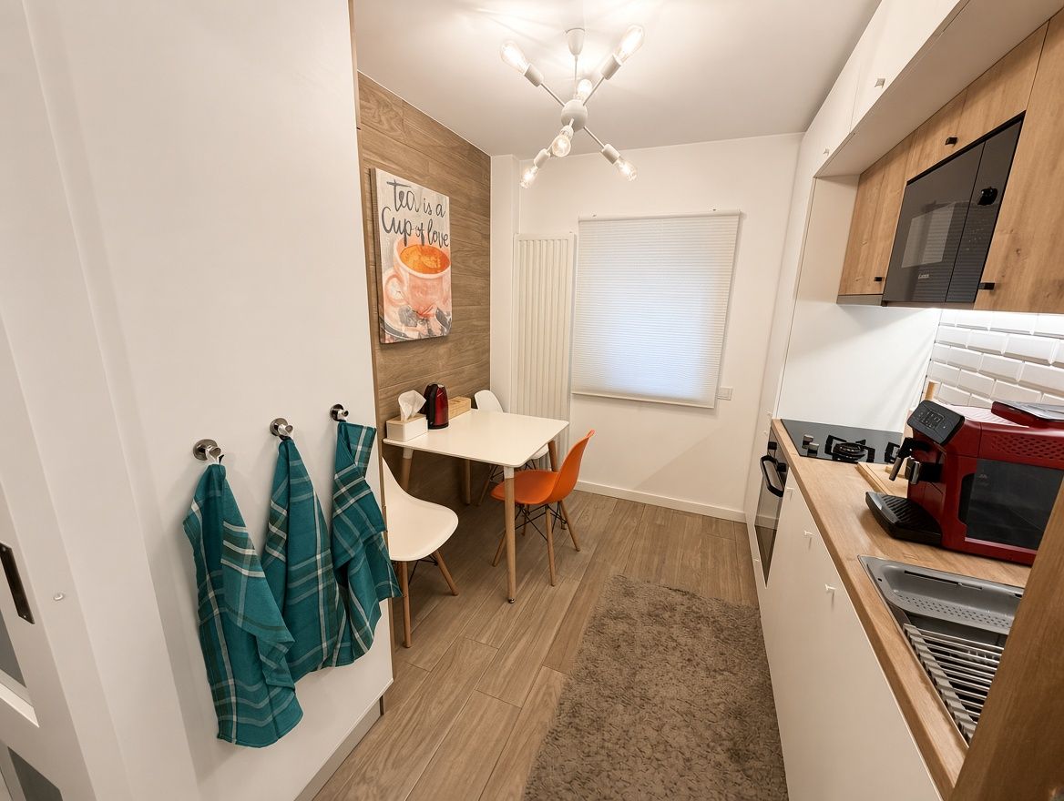 Kitchen and dining corner